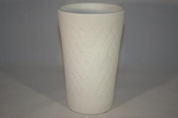 Gerippter Becher weiss matt 0,5 Liter