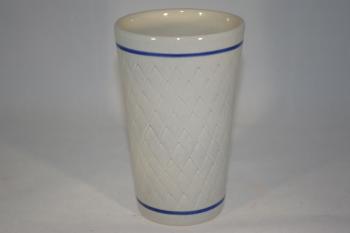 Gerippter Becher grau blau 0,5 Liter