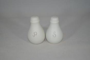 Salz und Pfefferstreuer weiss matt