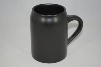 0,5 Liter Bierkrug Steinzeug schwarz matt