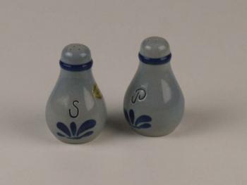 Salz und Pfefferstreuer grau blau